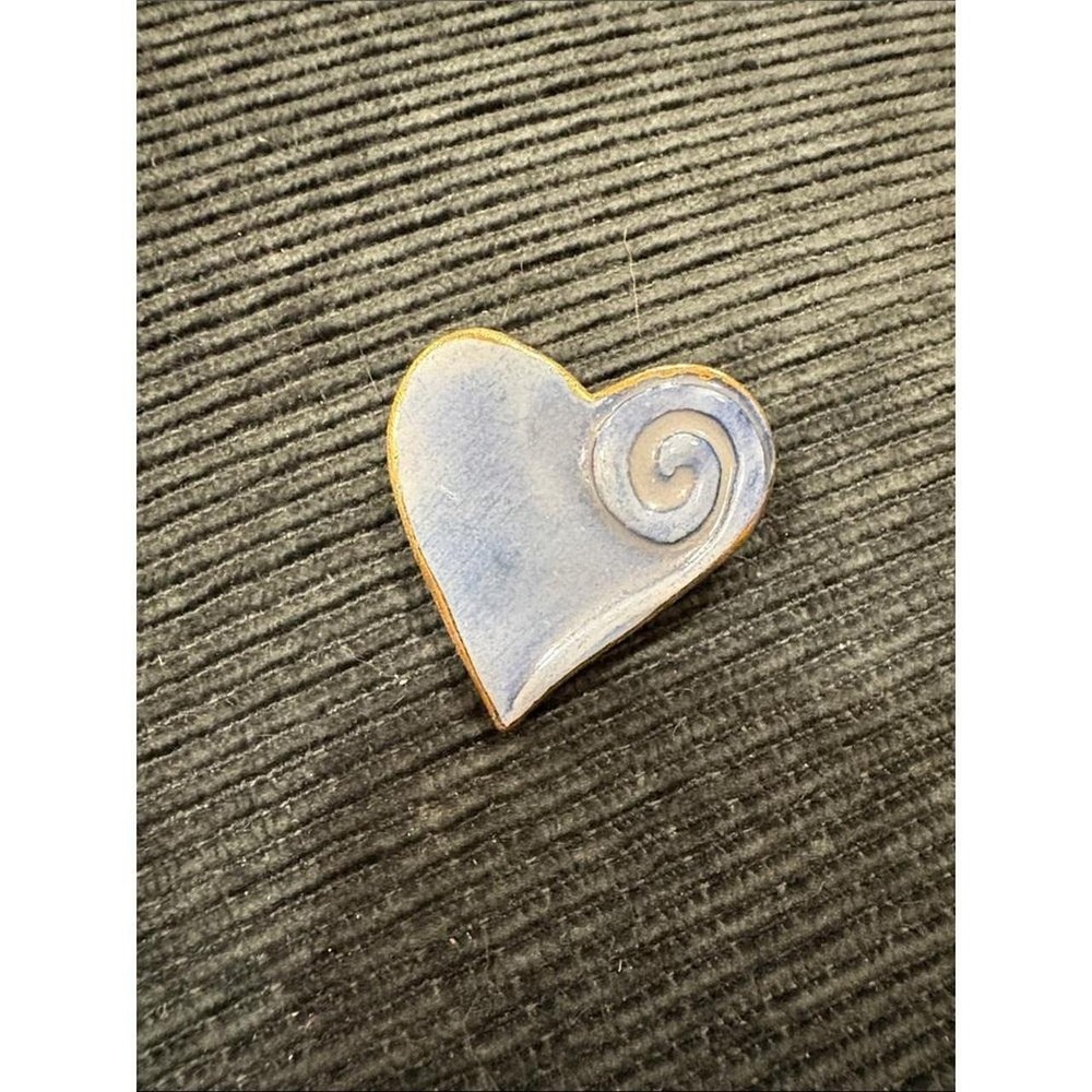 Vintage 1980s 90s Handmade blue Ceramic & Gold Heart Shaped BROOCH BeautifuL